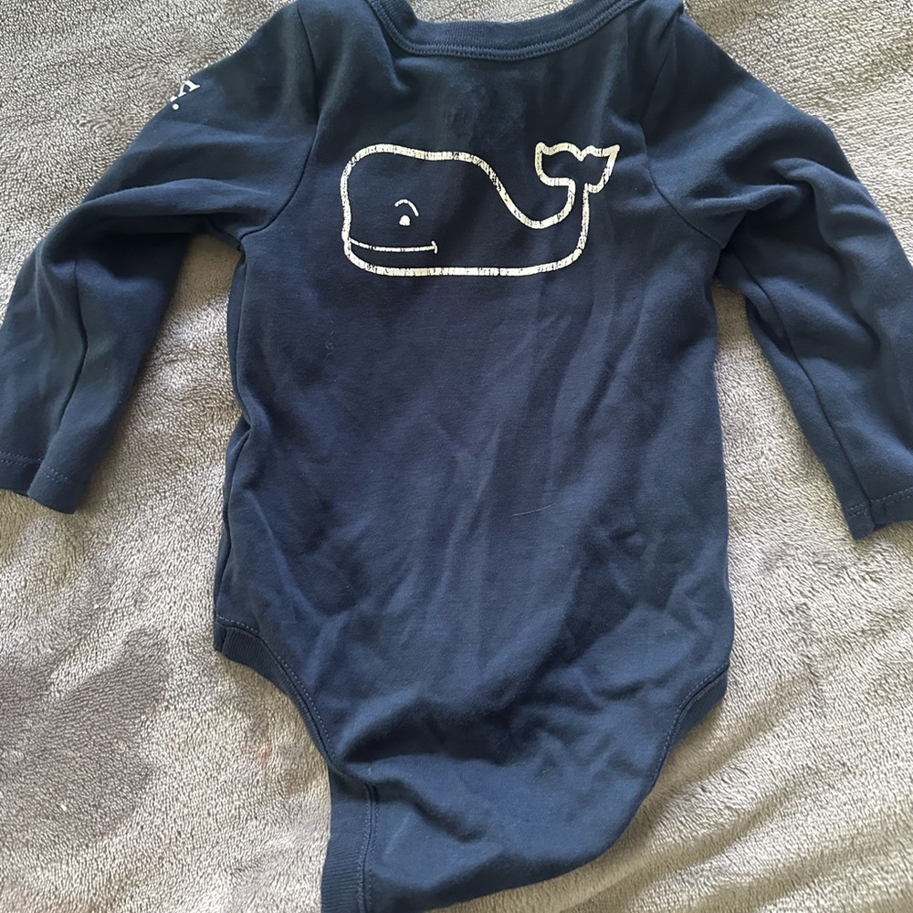Vineyard Vines Baby Boy long sleeve onesie